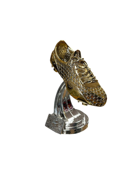 Statua Zlatna Kopačka na stalku